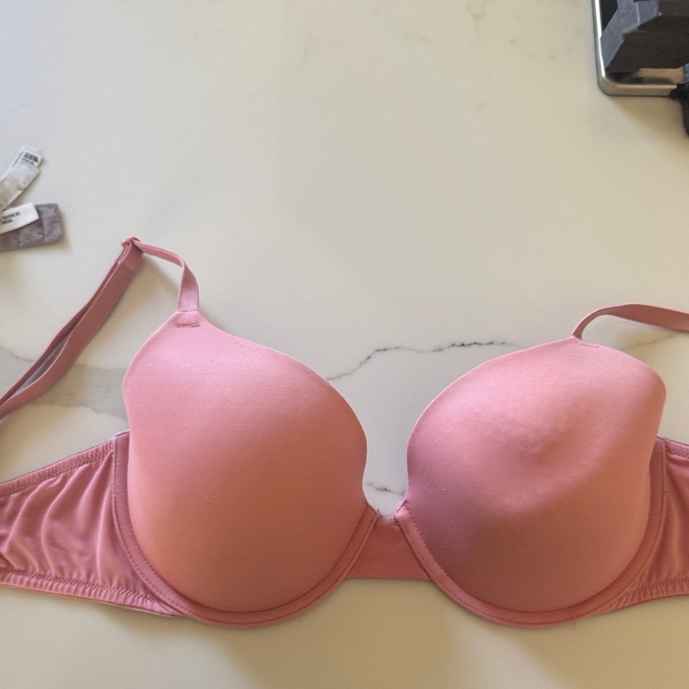 Victoria's Secret Blush Pink Bra